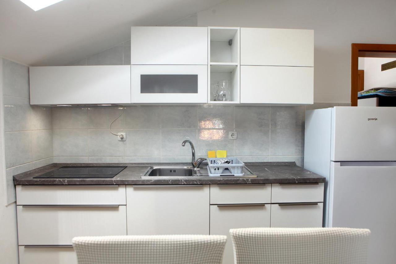 ❷⓿❷❸ Apartment Dolphin Izola Bagian luar foto