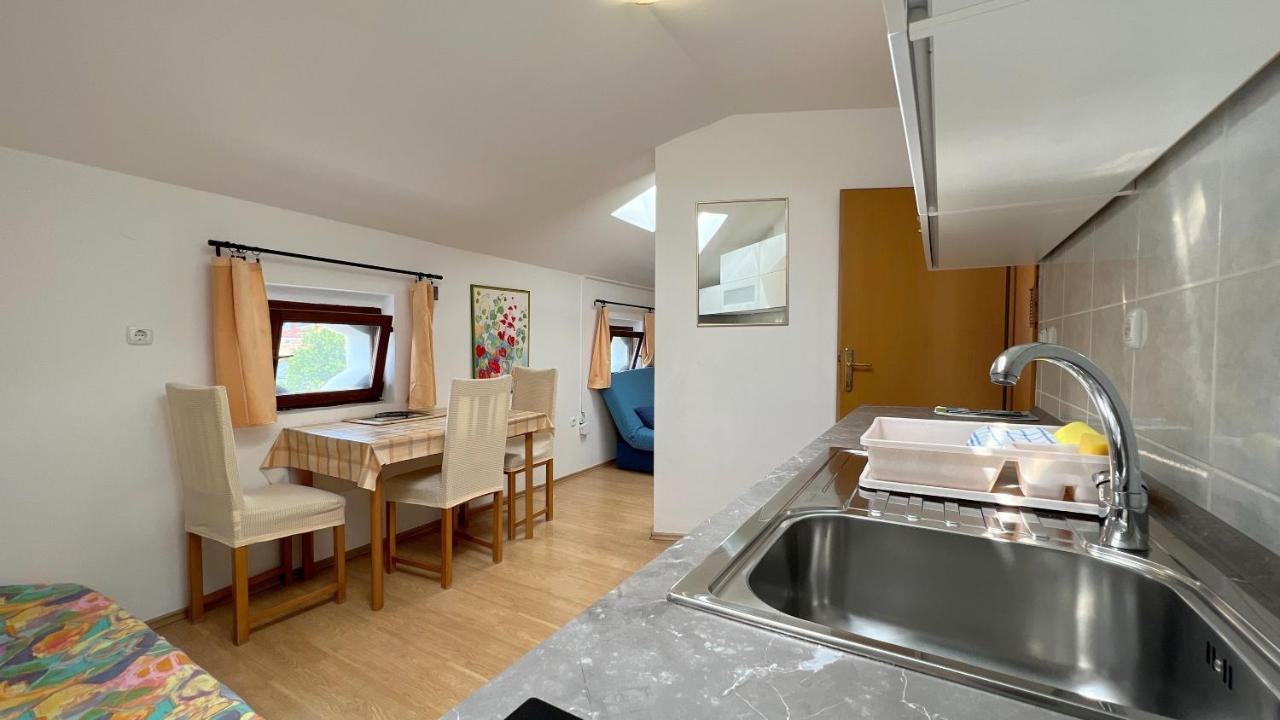 ❷⓿❷❸ Apartment Dolphin Izola Bagian luar foto
